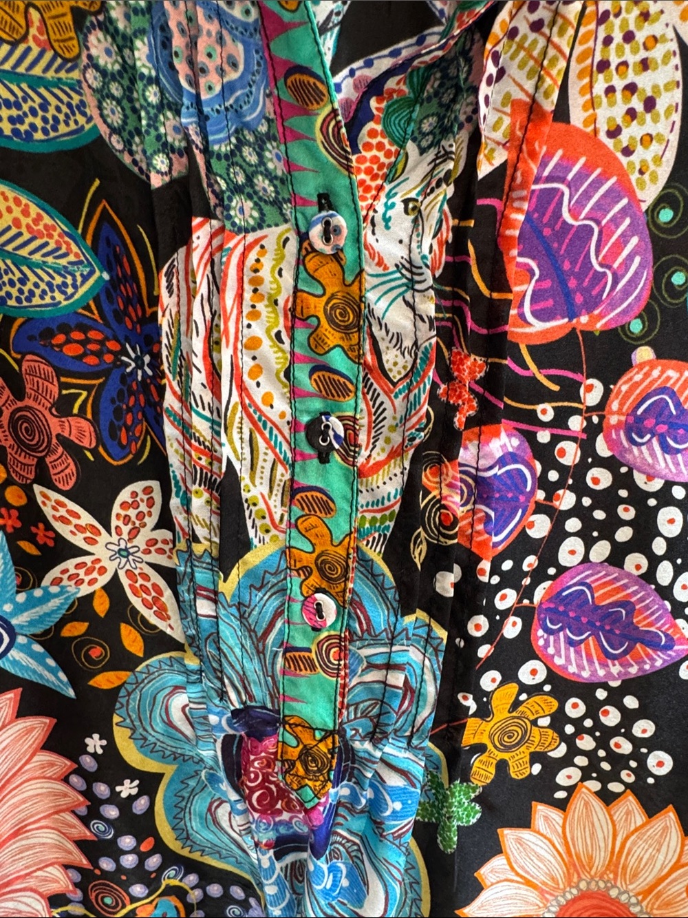 Johnny Was Multicolor Floral V-Neck Silk Blouse on Black - Picture 5 of 6
